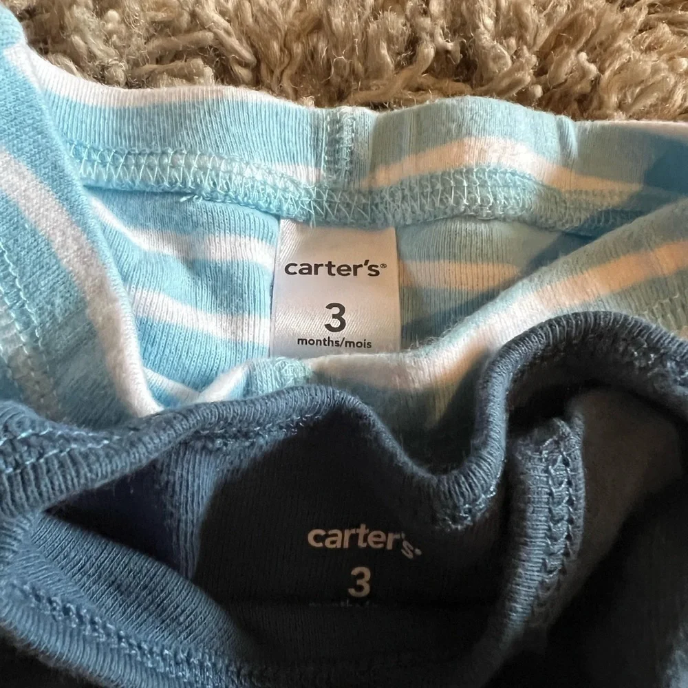 Great condition carters like new whale infant set‎